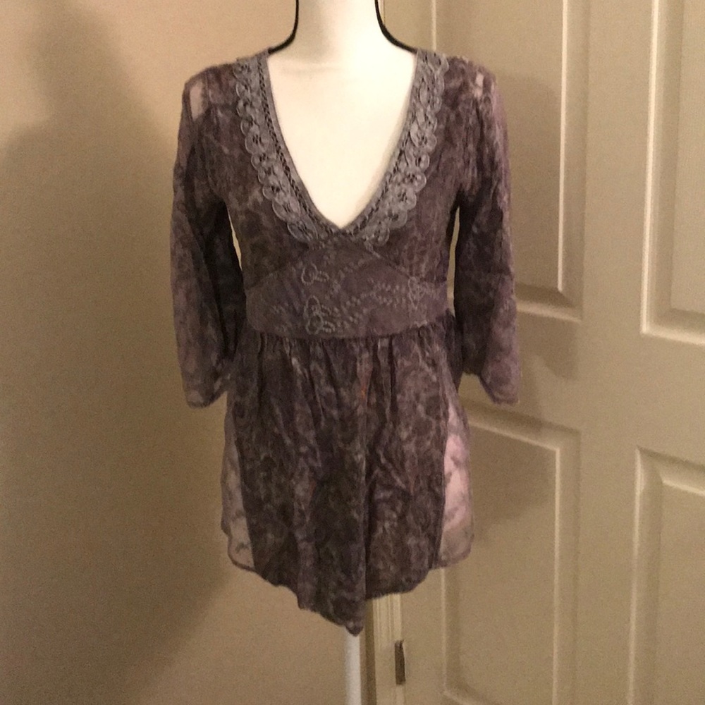 BKE long sleeve lace top